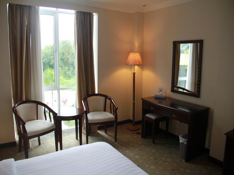 Palm Garden Hotel Brunei Bandar Seri Begawan Exterior foto