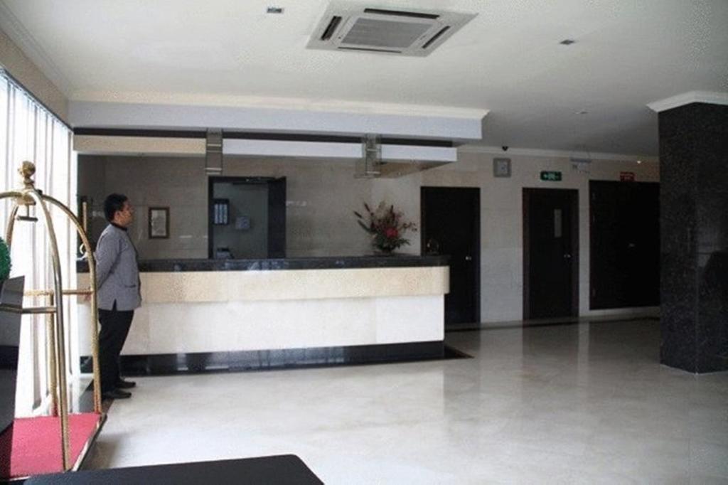 Palm Garden Hotel Brunei Bandar Seri Begawan Exterior foto